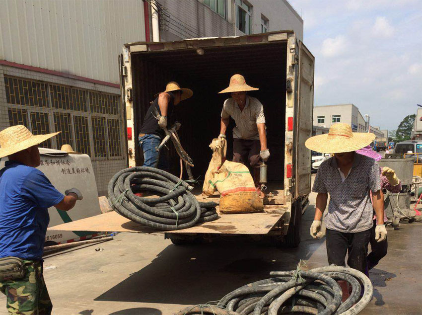 江陵一部件厂房地基出现下沉注浆加固